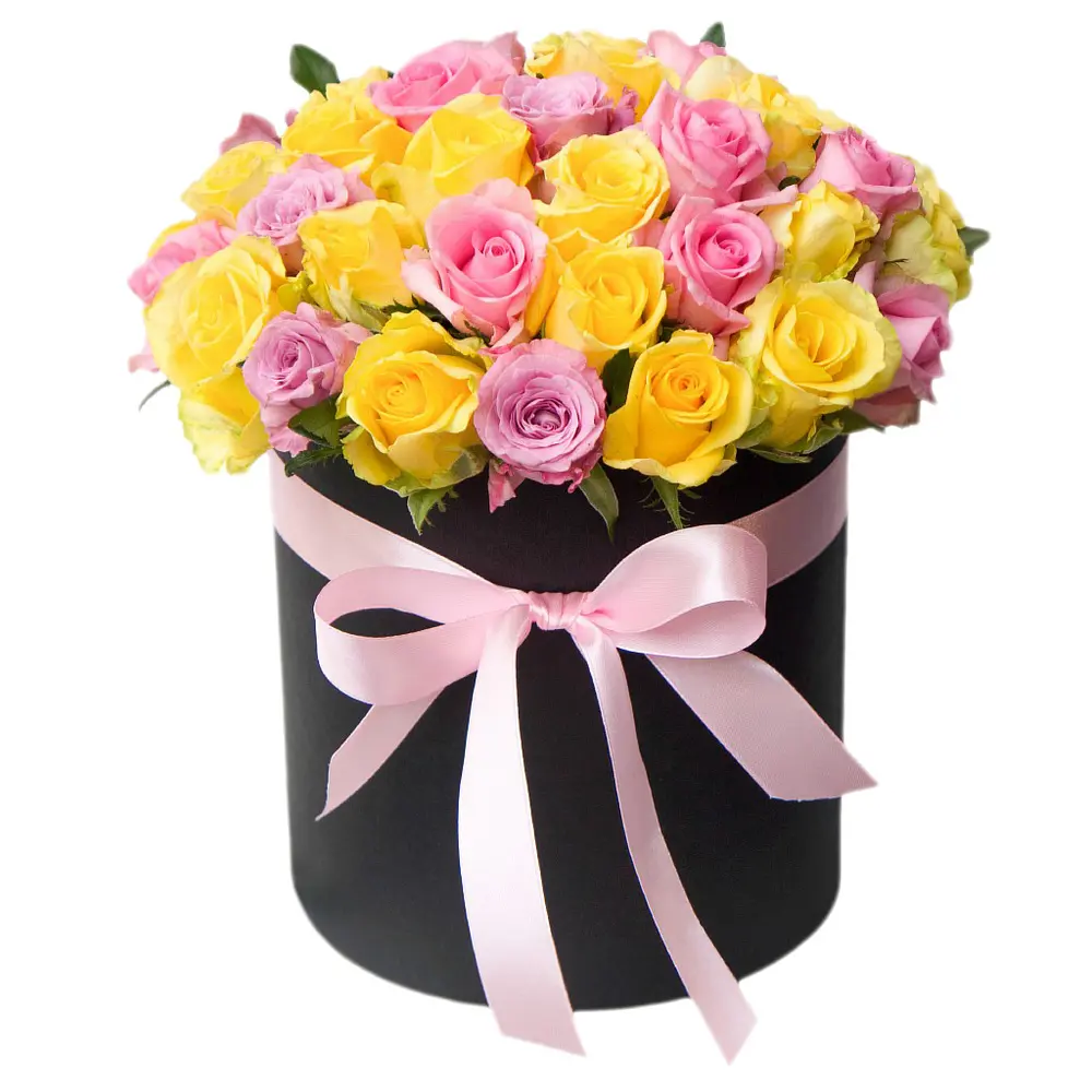 Шляпная коробка из розовой и желтой розы