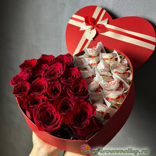 розы и конфеты Raffaello