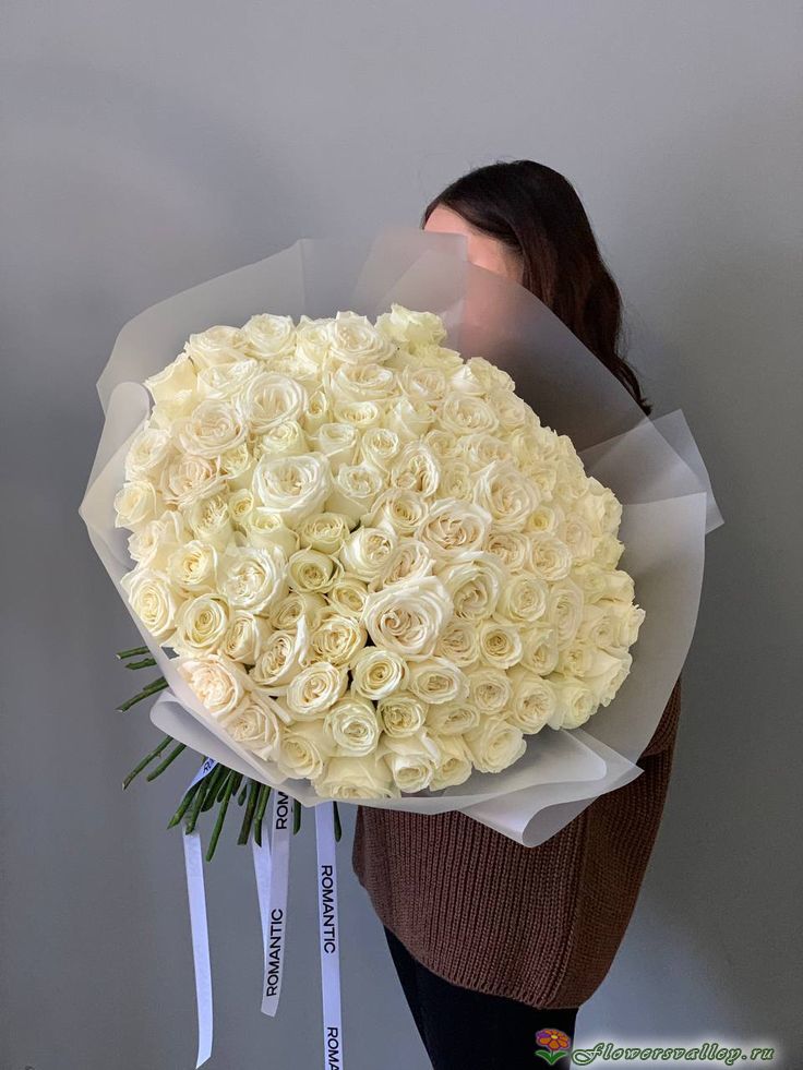 Букет из 101 розы Канделайт (пр-во Эквадор, сорт "Candlelight", пионовид)