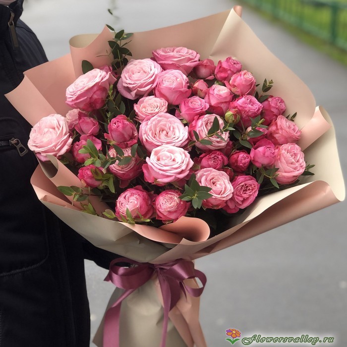 кустовая роза Леди Бомбастик