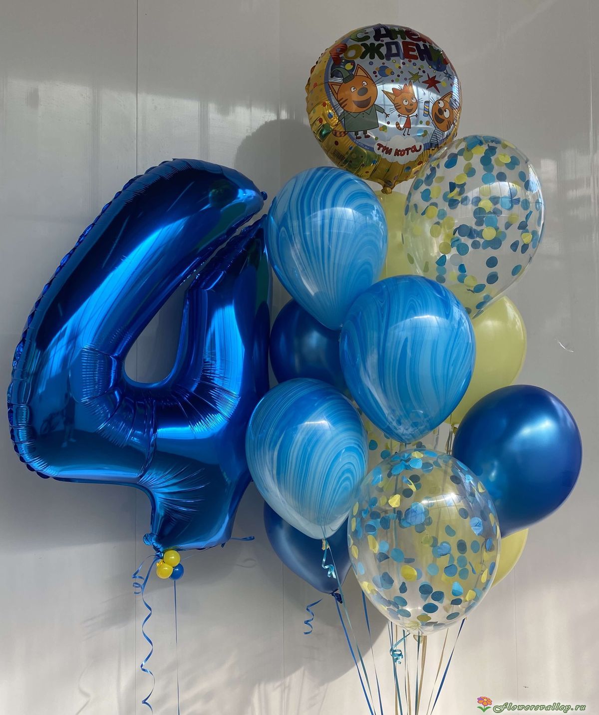 Композиция из воздушных гелиевых шаров с цифрой(4)