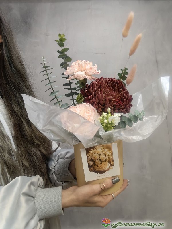 Композиция с хризантемой Бигуди