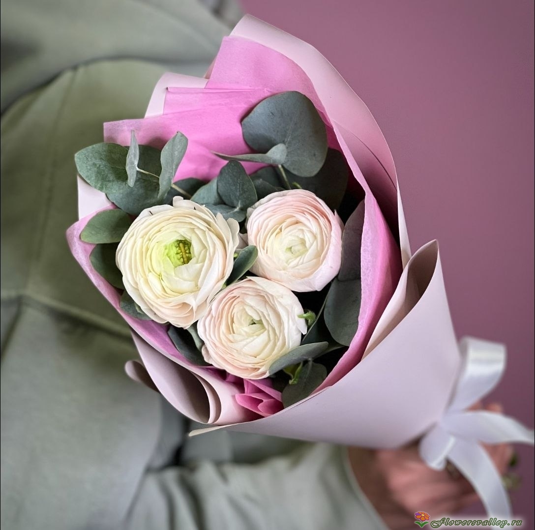 Букет с ранункулюсами, 3 шт