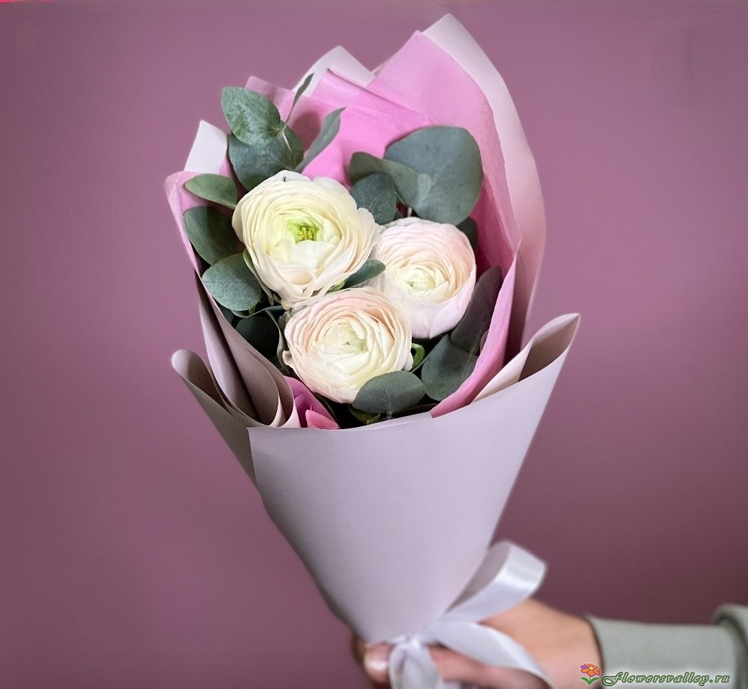 Букет с ранункулюсами, 3 шт