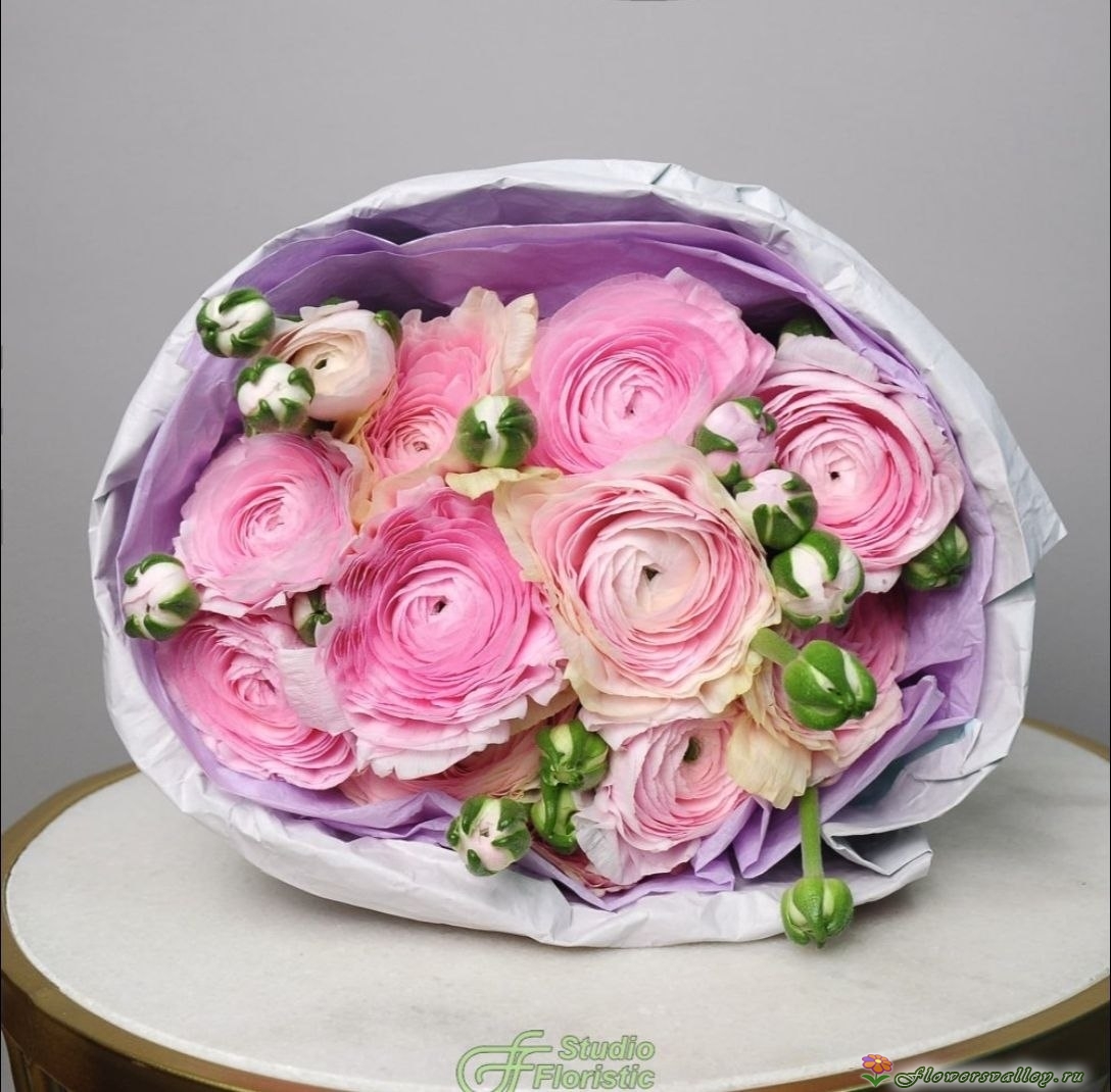 Букет "Нежность" с ранункулюсами