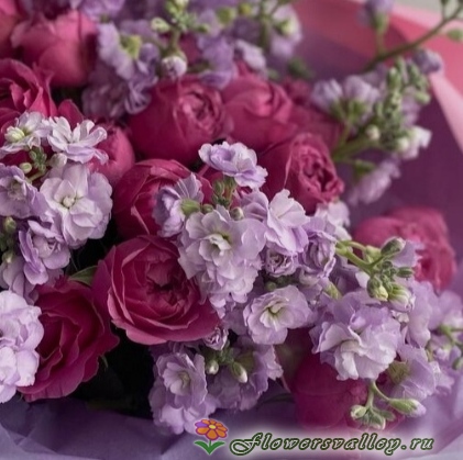 укет с лавандовой маттиолой и Мисти баблс