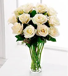  букет из 15 белых роз сорта Аваланш