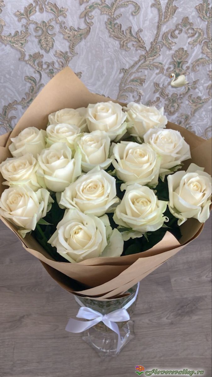 15 роз аваланш