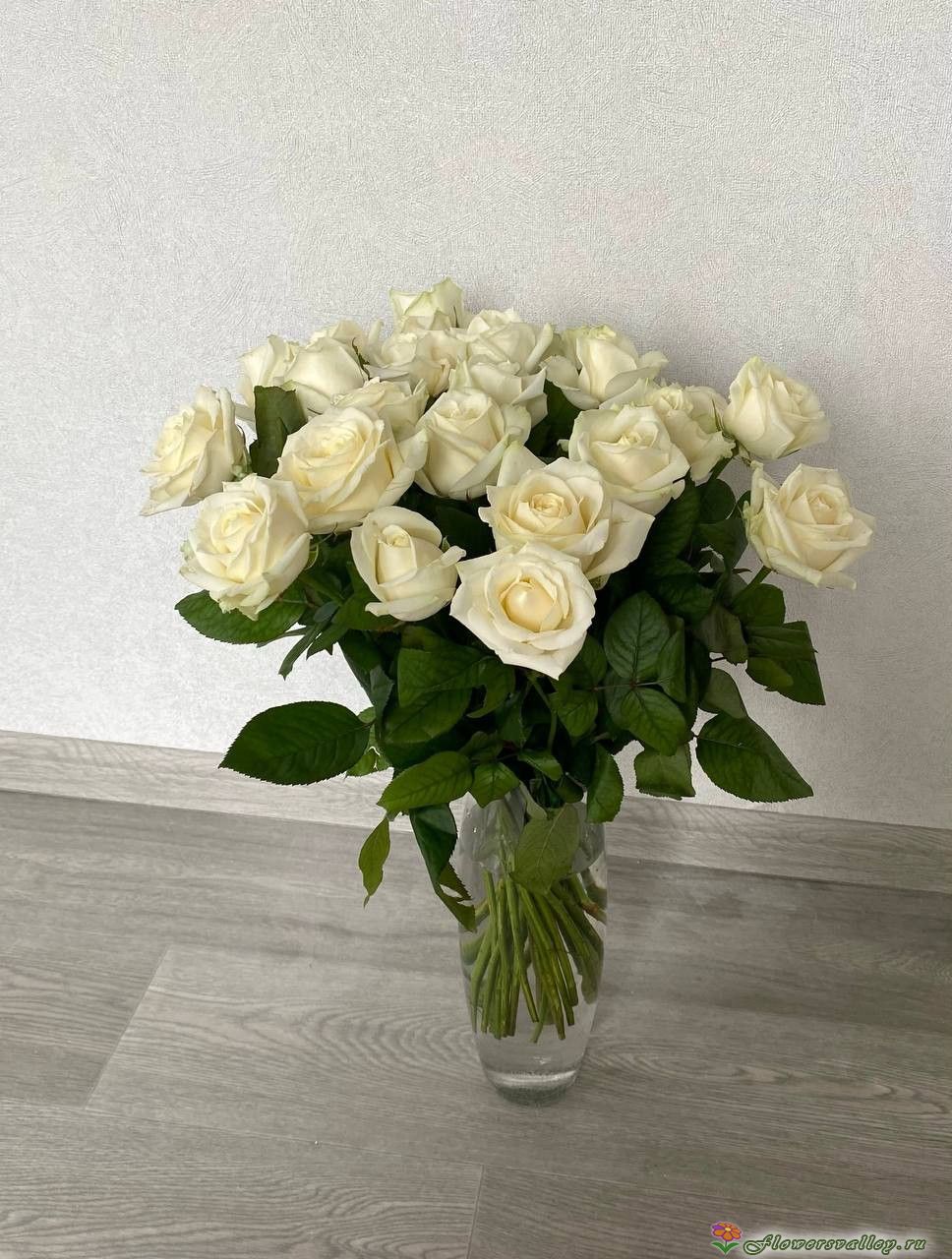 15 роз аваланш