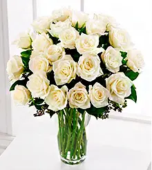 Букет из 51 белой розы (пр-во Россия)