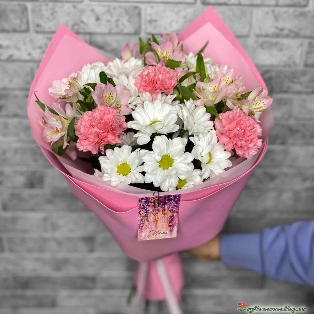 хризантема, альстромерия,гиерикум