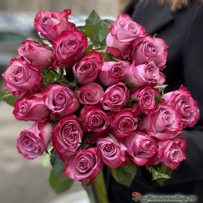 Букет из 15 сиреневых роз