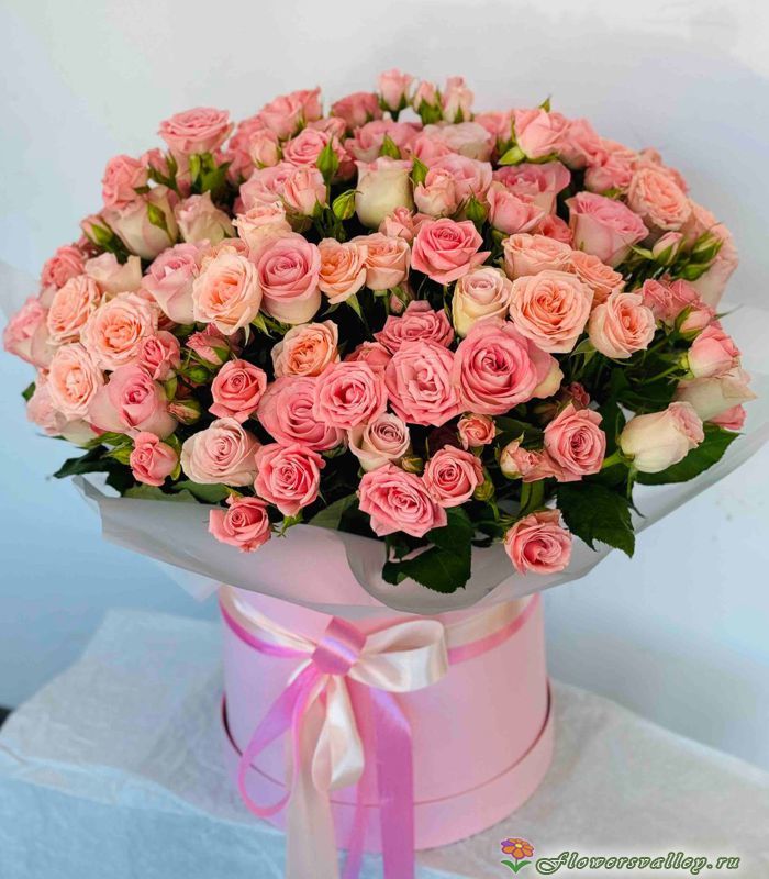 Закажите замечательный букет из 35 разноцветных роз Эквадор, в интернет-магазине «Цветочная долина».