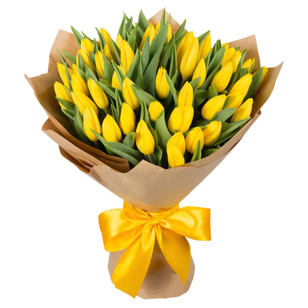Букет цветов. Тюльпаны желтые 51 шт. в бумаге крафт