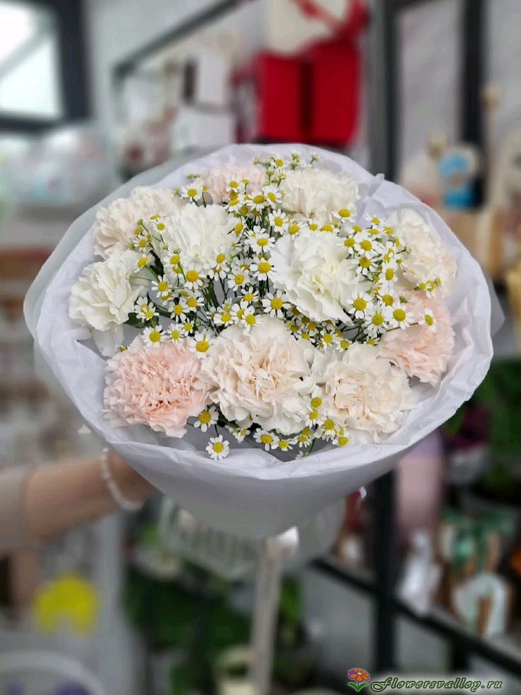 Букет «Пастораль» с гвоздикой