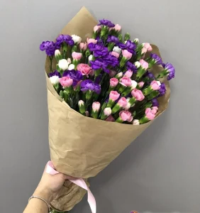 Букет разноцветных гвоздик, 15 шт