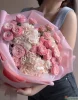 Букет из гортензий с кустовой розой