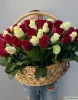 75 роз красных и белых