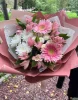 ет сборный с хризантемой, герберами и альстромерией