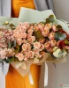 Маттиола - 10шт Пионовидная роза - 10шт Кустовая роза - 10шт Каллы - 9шт Эвкалипт