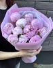 11 пионов