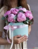 Коробка розовых пионов 9 шт