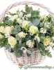 Корзина с 9 розами, альстромерией и эустомой