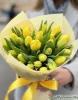 25 желтых тюльпанов