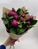 Букет из 9 пионов с зеленью